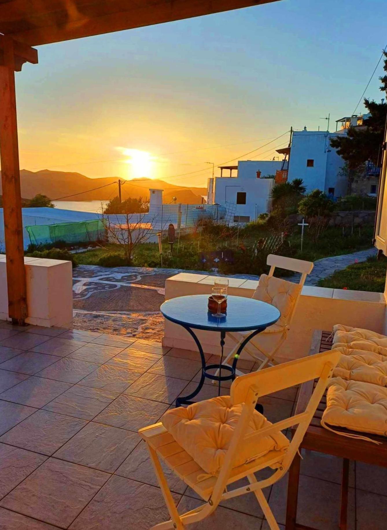 Georgia Rooms Milos Plaka  Dış mekan fotoğraf