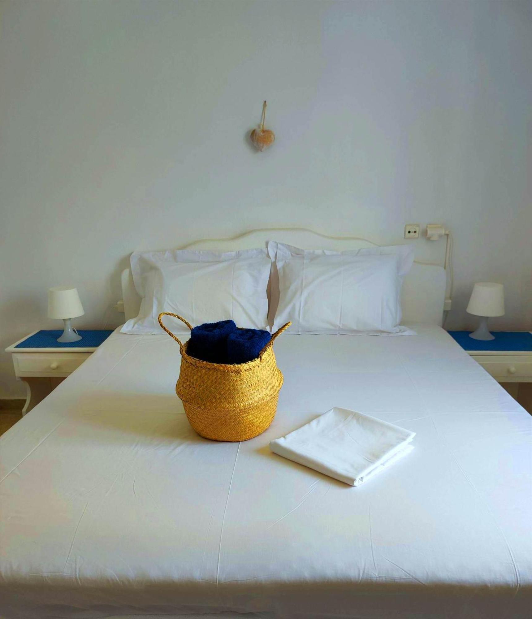 Georgia Rooms Milos Plaka  Dış mekan fotoğraf