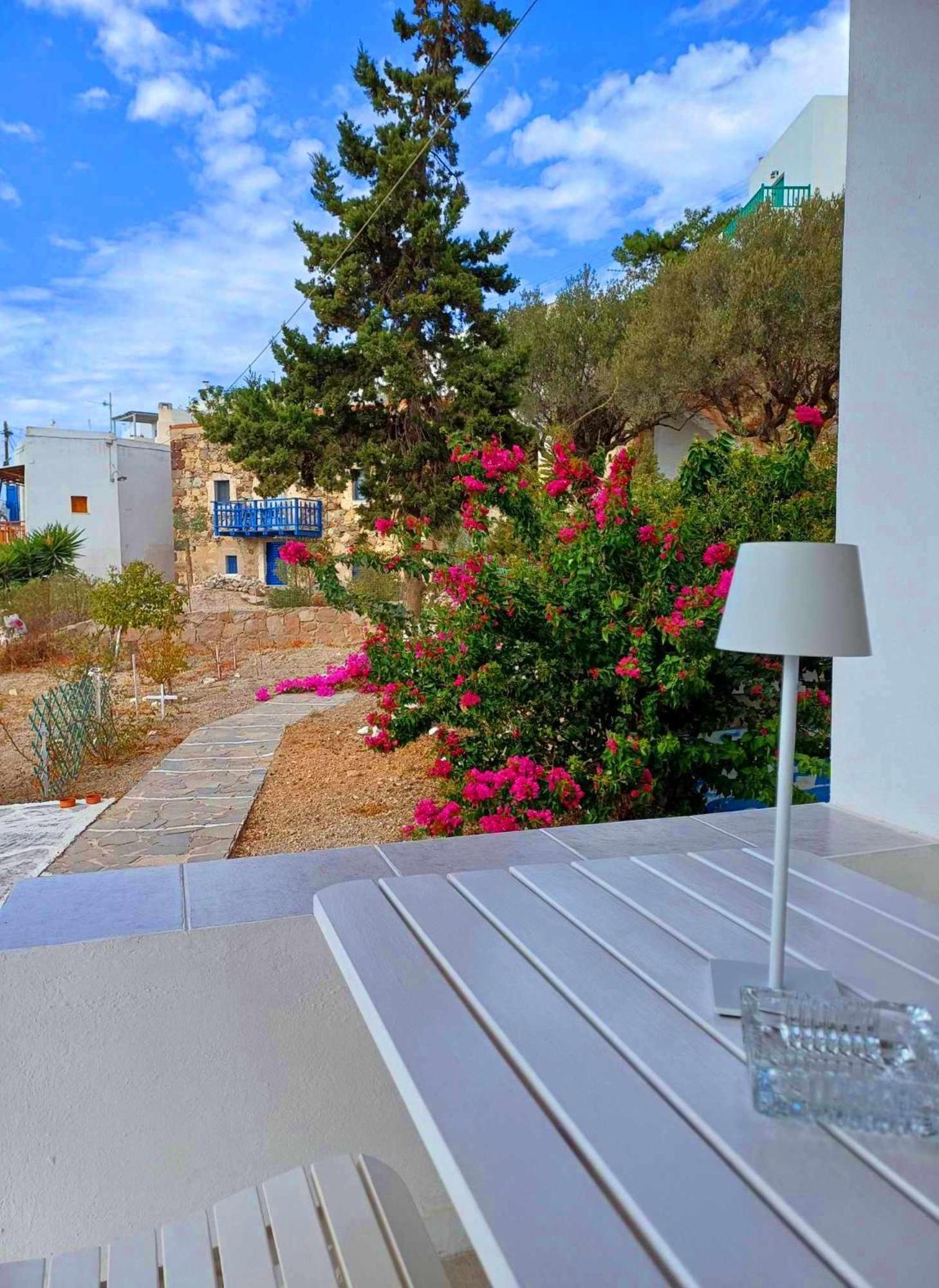 Georgia Rooms Milos Plaka  Dış mekan fotoğraf